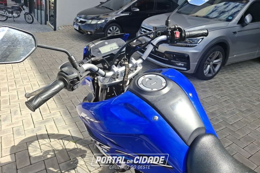 YAMAHA XTZ