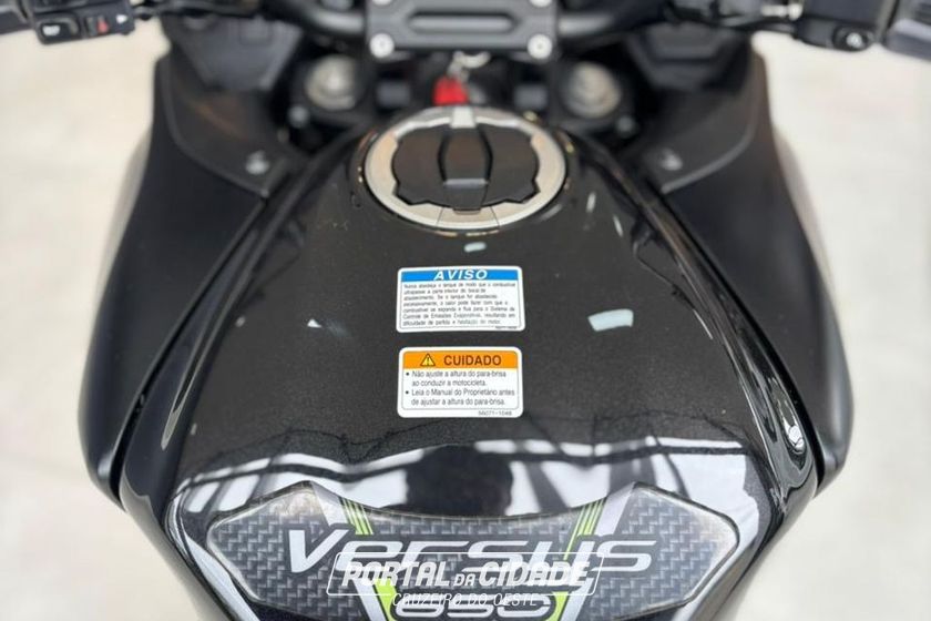 KAWASAKI Versys