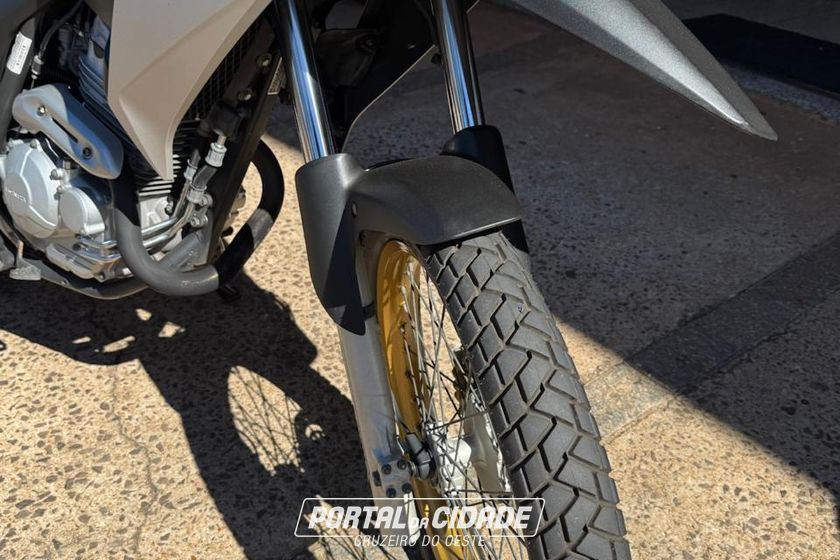 HONDA XRE