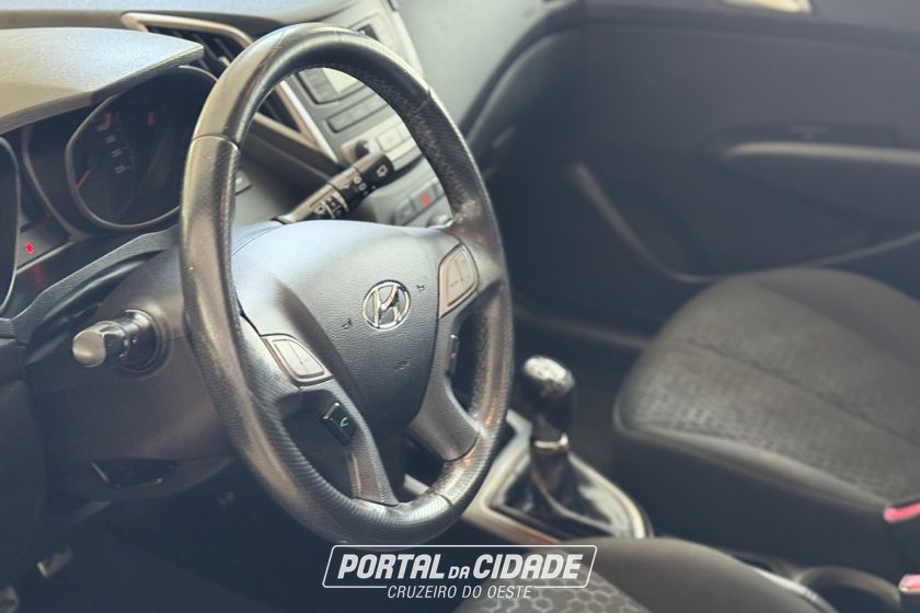 Hyundai HB20X