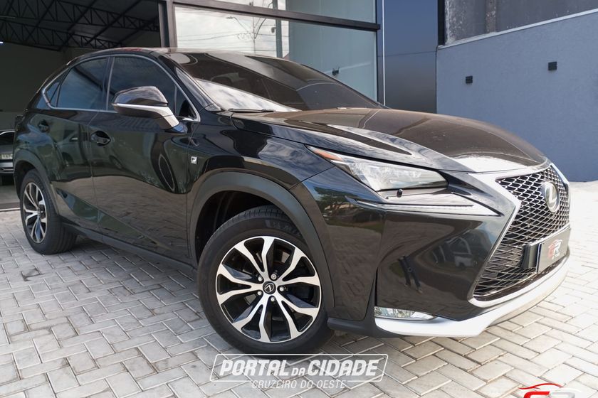 Lexus NX-200t