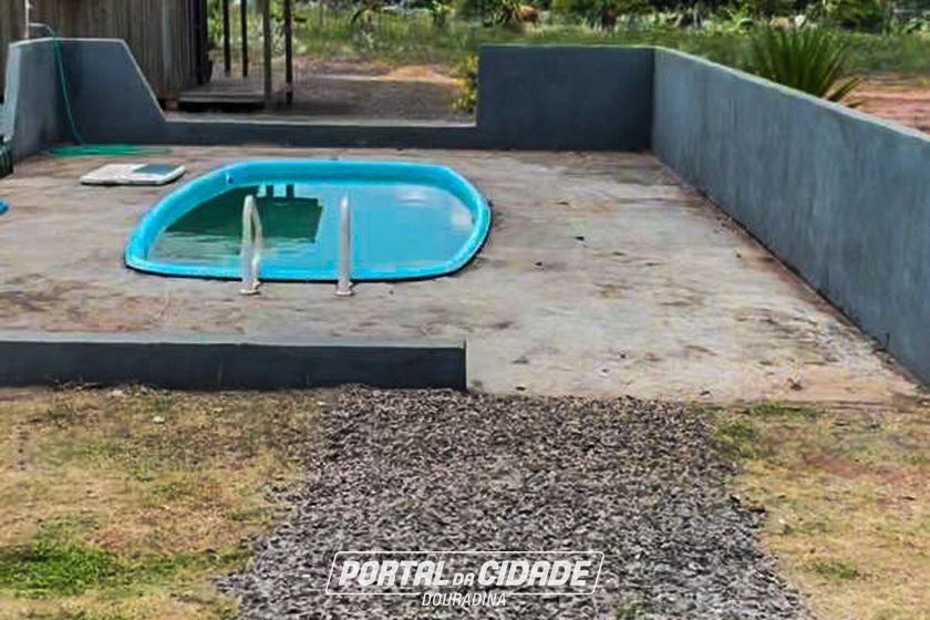 Ch&aacute;cara &agrave; venda - 5247m&sup2; - Serra dos Dourados 