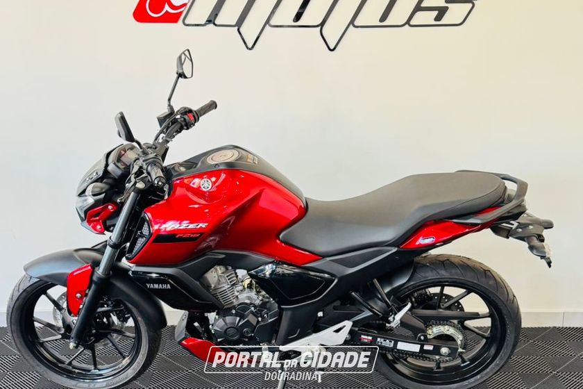 YAMAHA FZ15