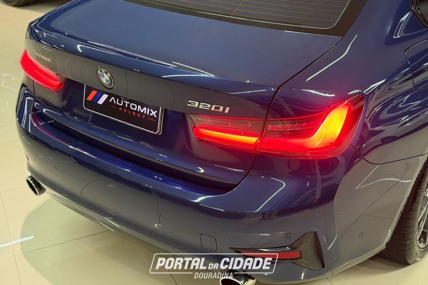 BMW 320iA