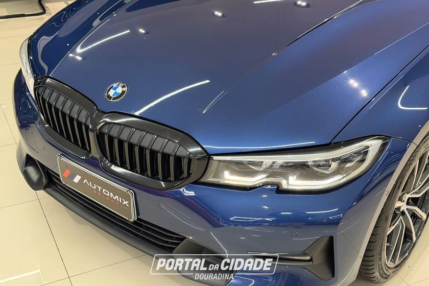 BMW 320iA