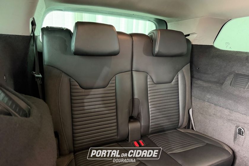Jeep Commander