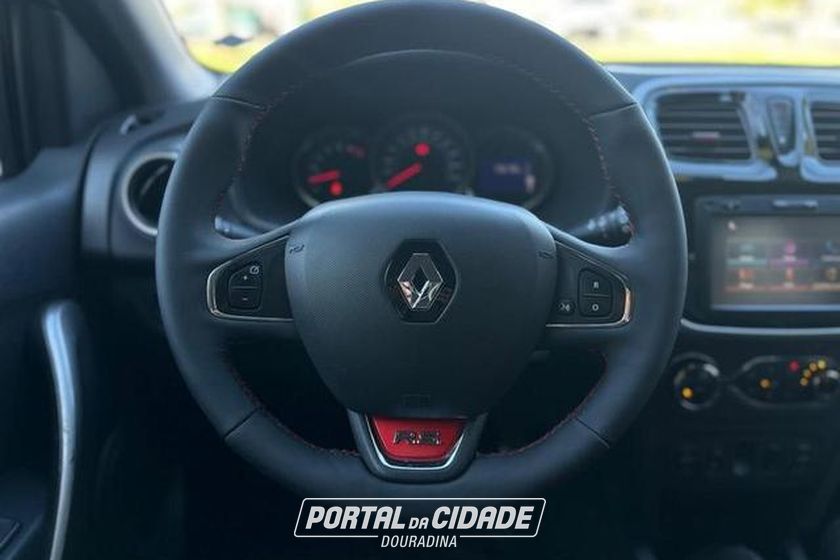 Renault SANDERO