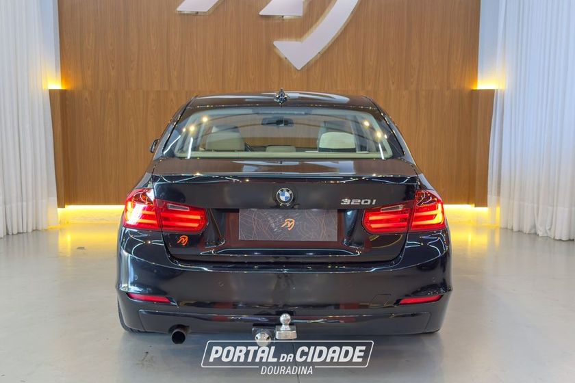 BMW 320iA