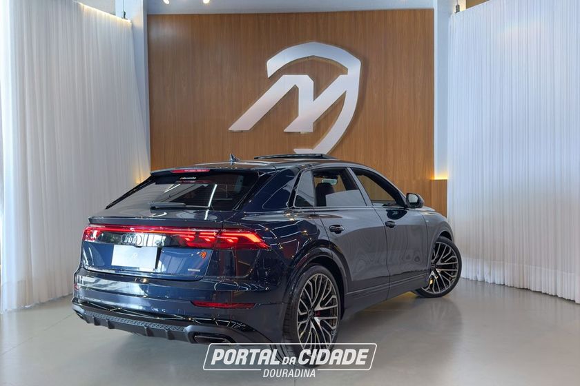 Audi Q8
