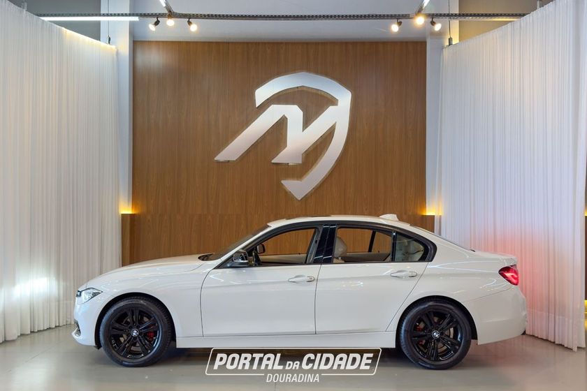 BMW 320iA