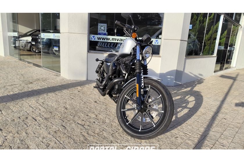 HARLEY-DAVIDSON XL
