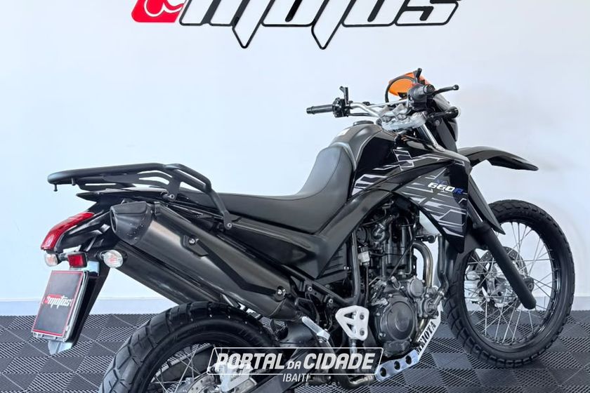 YAMAHA XT
