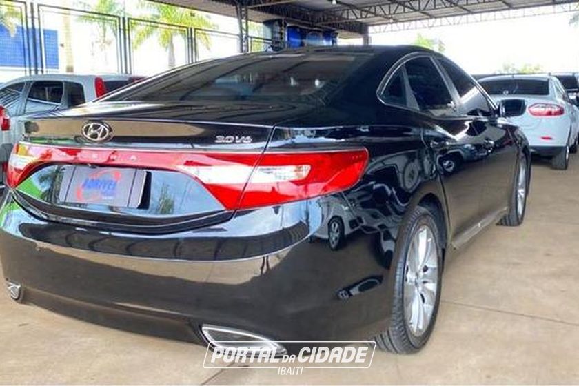 Hyundai AZERA