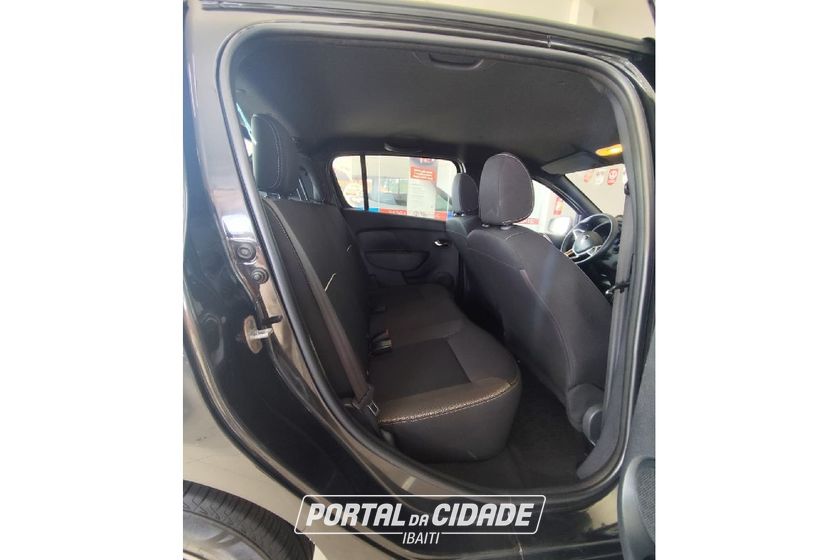 Renault SANDERO