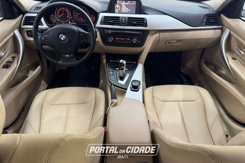 BMW 320iA