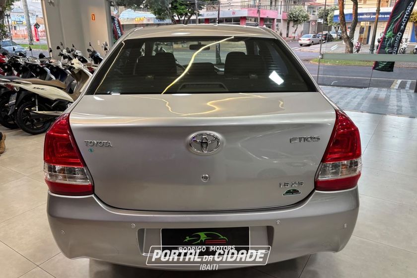 Toyota ETIOS