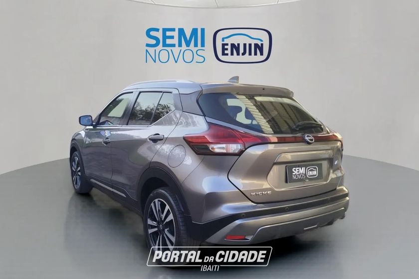 Nissan KICKS