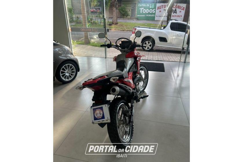 HONDA NXR