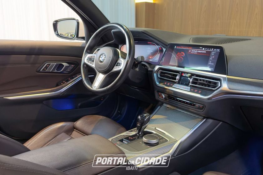 BMW 320iA