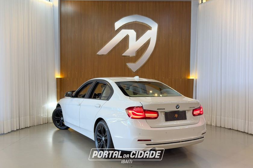 BMW 320iA