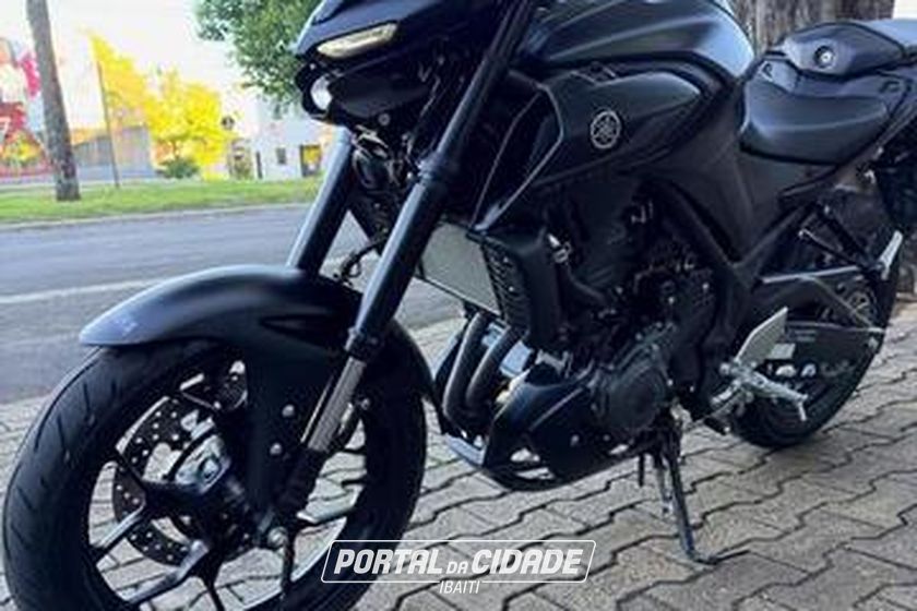YAMAHA MT-03