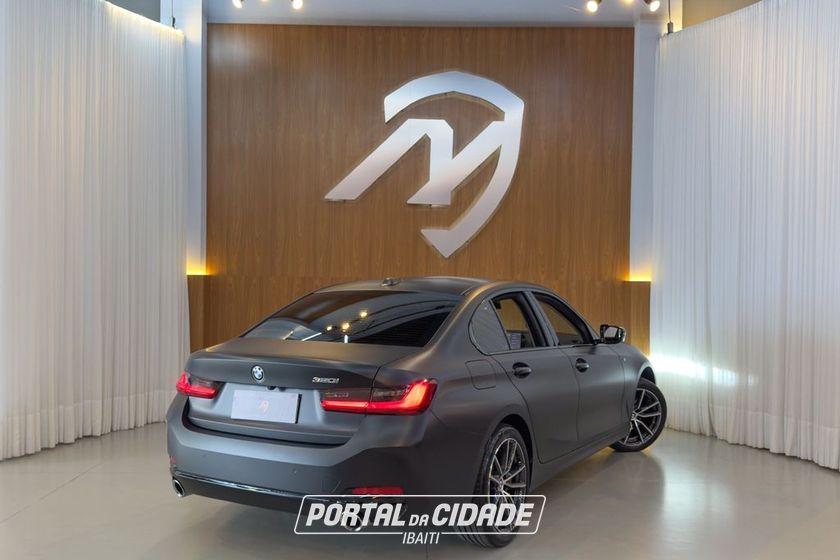 BMW 320iA