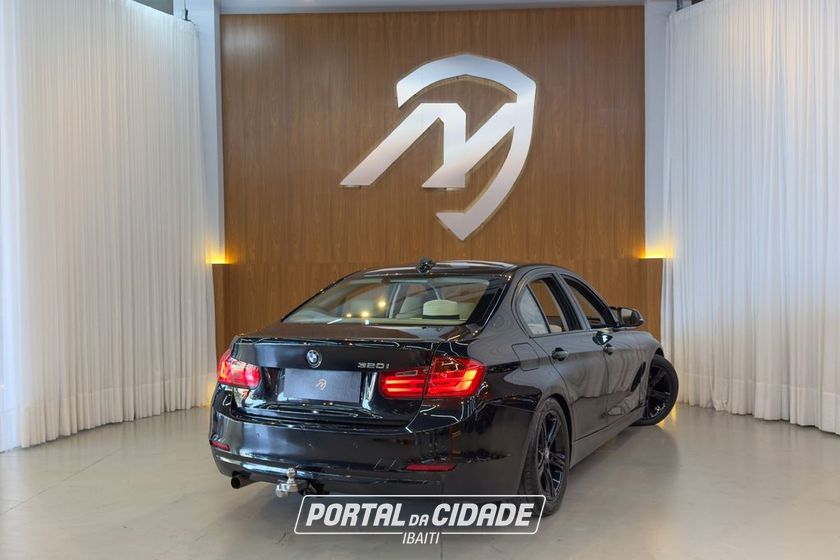 BMW 320iA