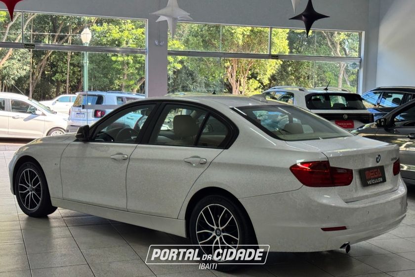 BMW 320iA