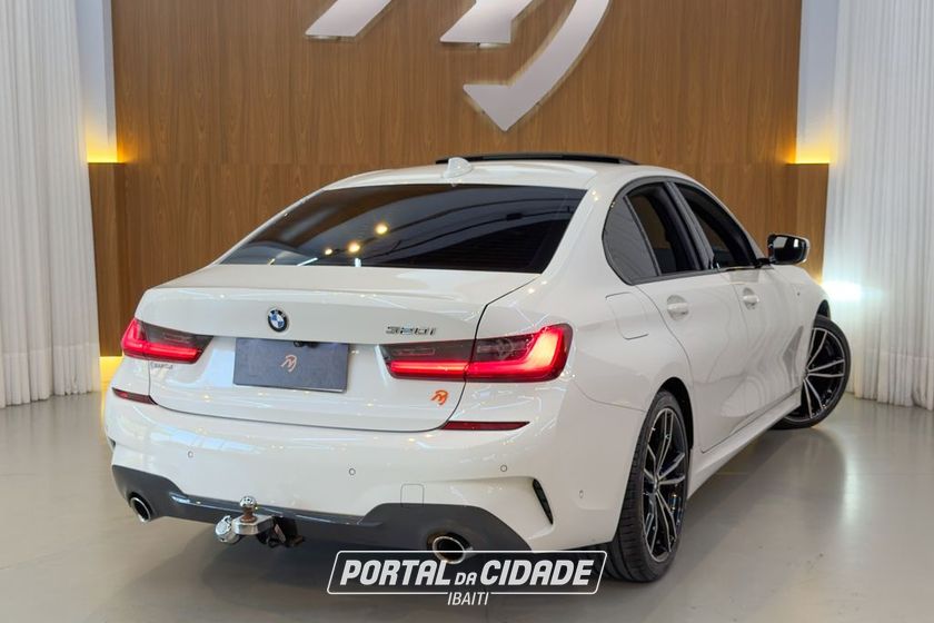 BMW 320iA