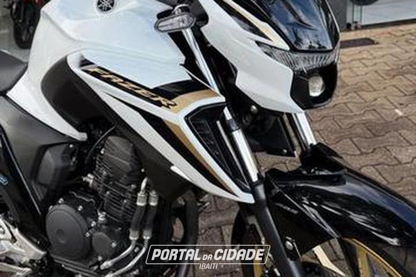 YAMAHA FZ25