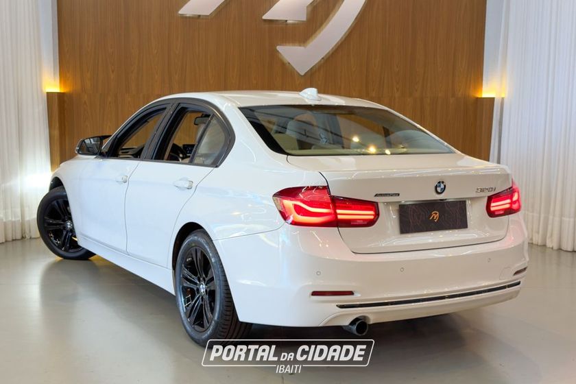 BMW 320iA