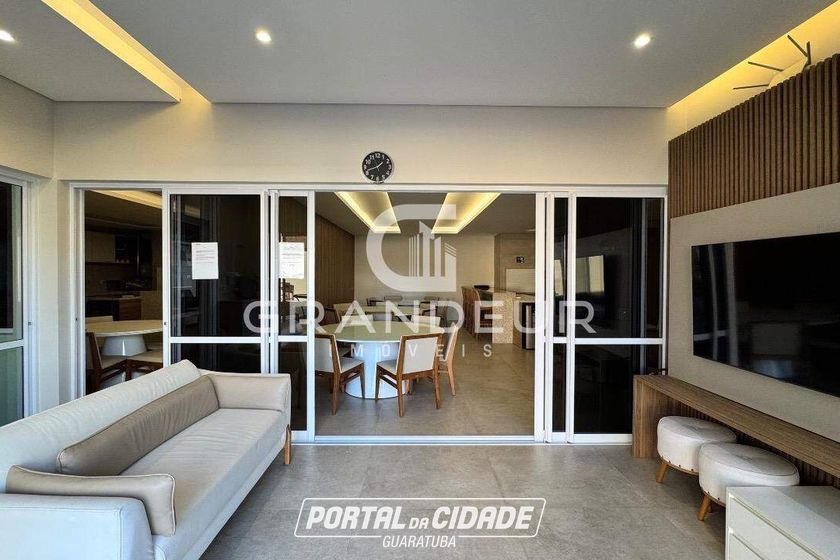 Apartamento &agrave; venda - 250m&sup2; - Centro