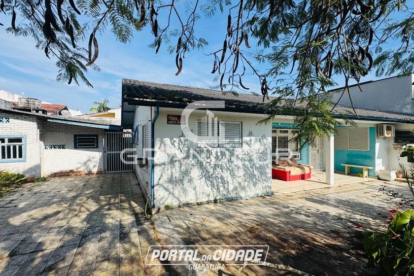 Terreno &agrave; venda - 127m&sup2; - Centro