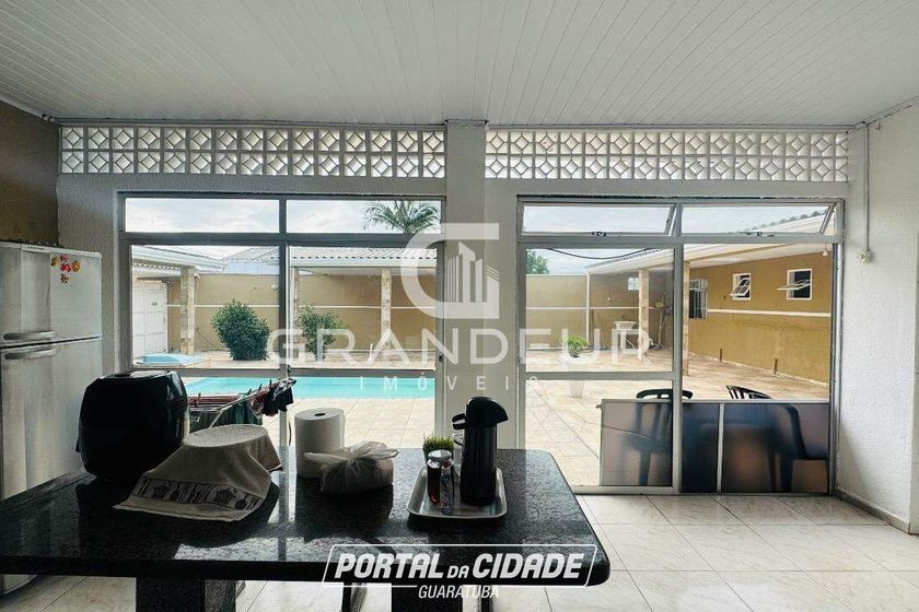 Casa para alugar - 160m&sup2; - Bairro Mirim