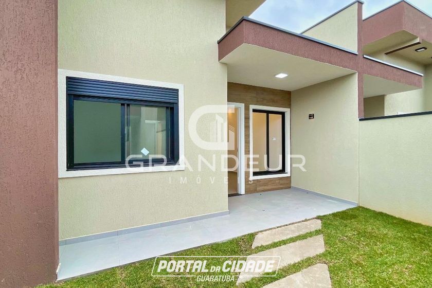 Casa &agrave; venda - 90m&sup2; - Balne&aacute;rio Eliana