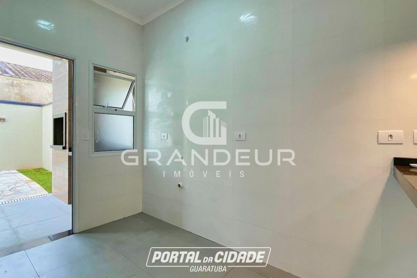 Casa &agrave; venda - 90m&sup2; - Balne&aacute;rio Eliana