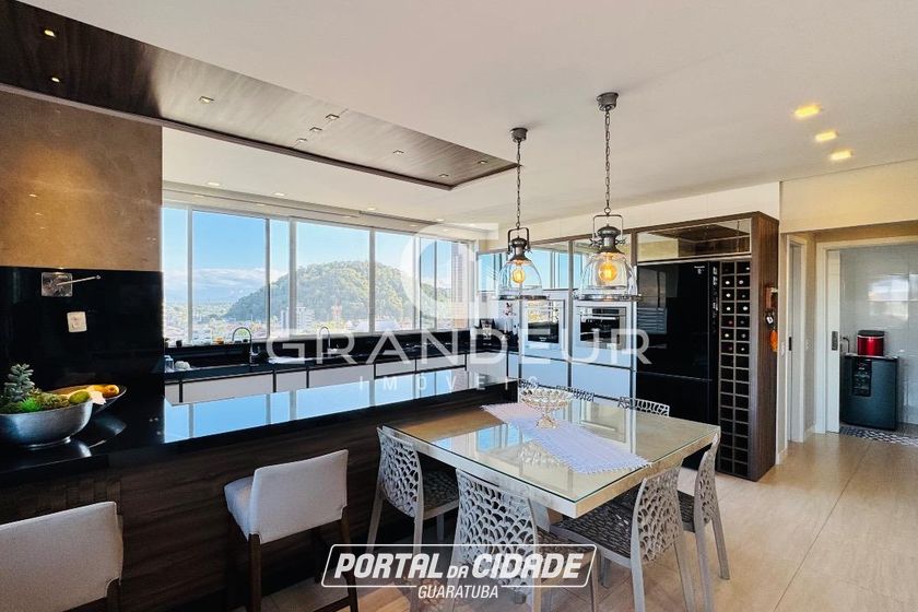 Apartamento &agrave; venda - 250m&sup2; - Centro