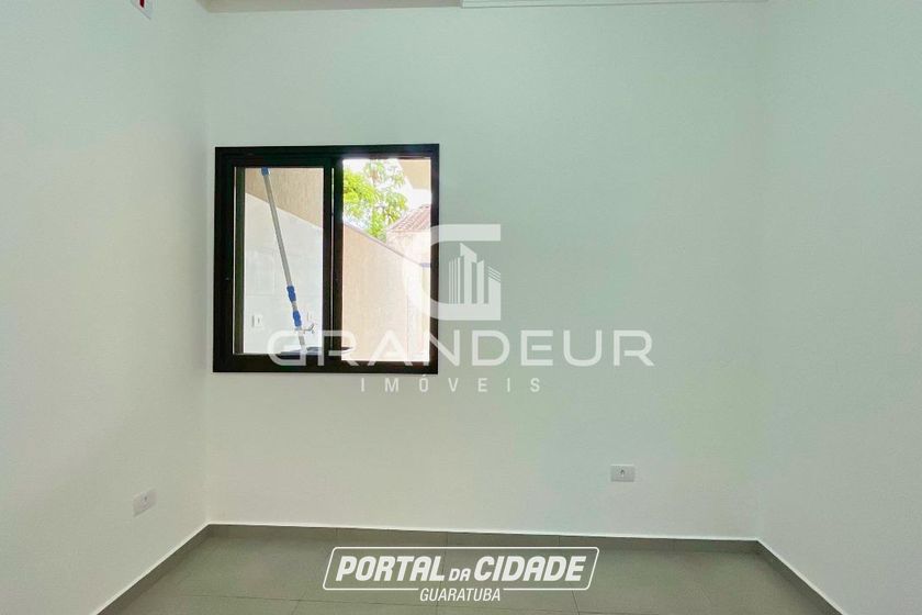 Casa &agrave; venda - 90m&sup2; - Balne&aacute;rio Eliana