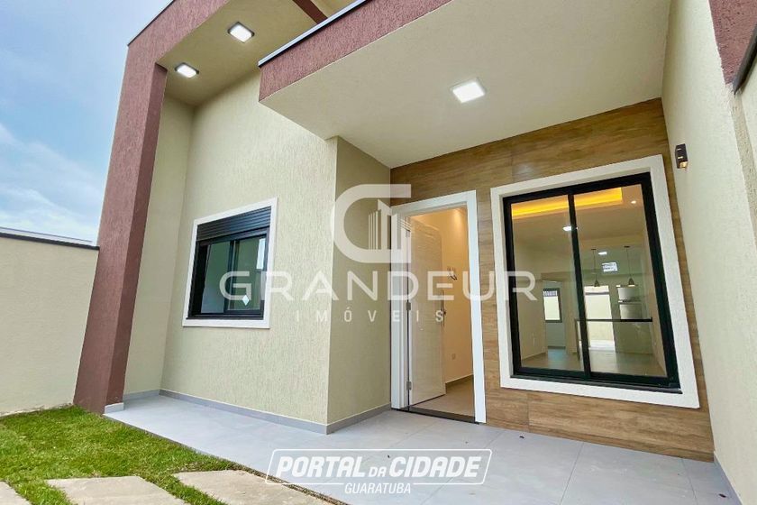 Casa &agrave; venda - 90m&sup2; - Balne&aacute;rio Eliana