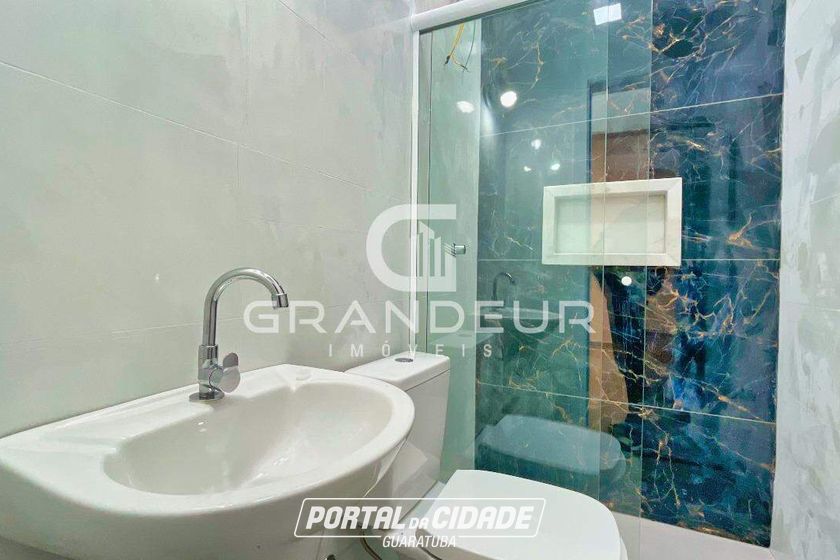 Casa &agrave; venda - 90m&sup2; - Balne&aacute;rio Eliana