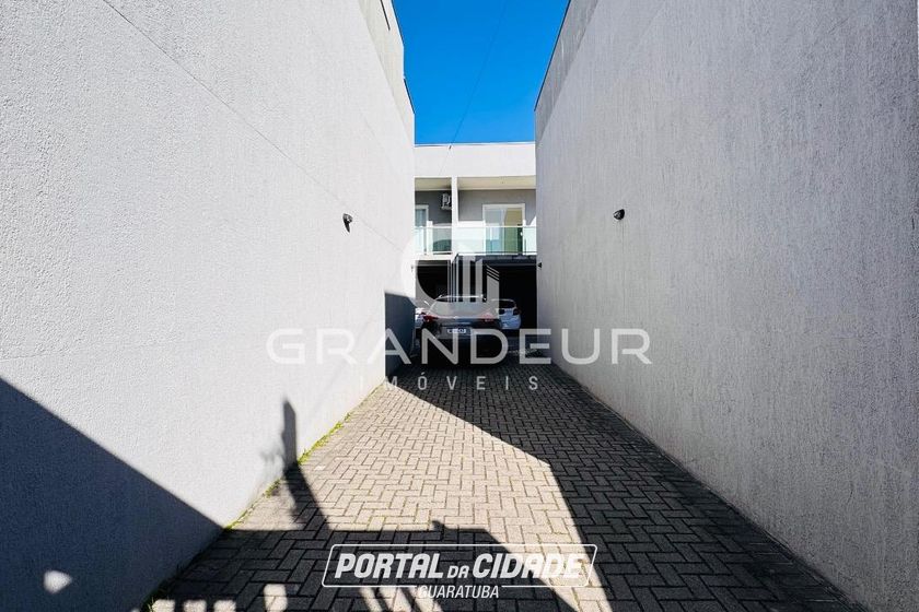 Sobrado &agrave; venda - 150m&sup2; - Pi&ccedil;arras