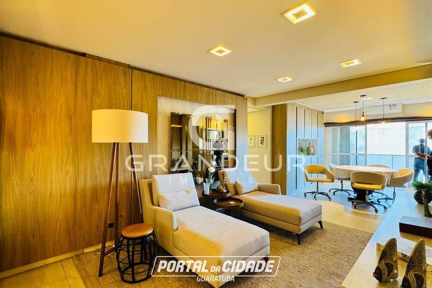 Apartamento &agrave; venda - 250m&sup2; - Centro