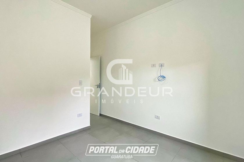 Casa &agrave; venda - 90m&sup2; - Balne&aacute;rio Eliana