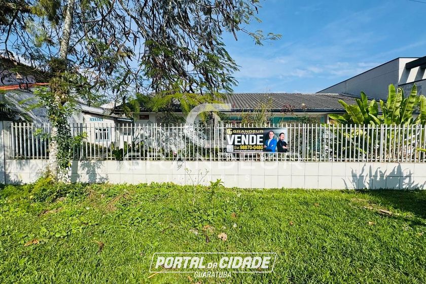 Terreno &agrave; venda - 127m&sup2; - Centro