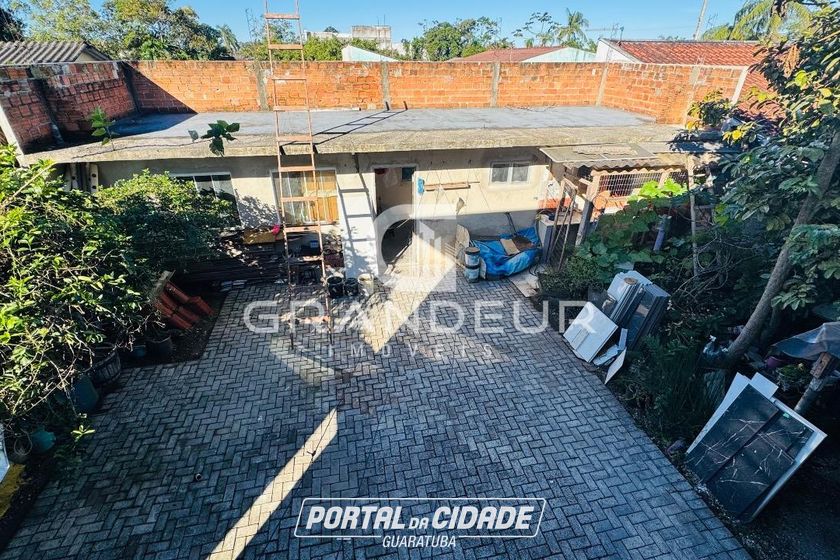 Sobrado &agrave; venda - 312m&sup2; - Balneario Nereidas