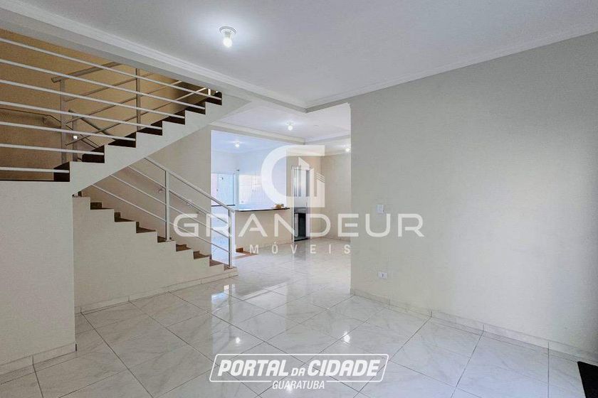 Sobrado &agrave; venda - 150m&sup2; - Pi&ccedil;arras