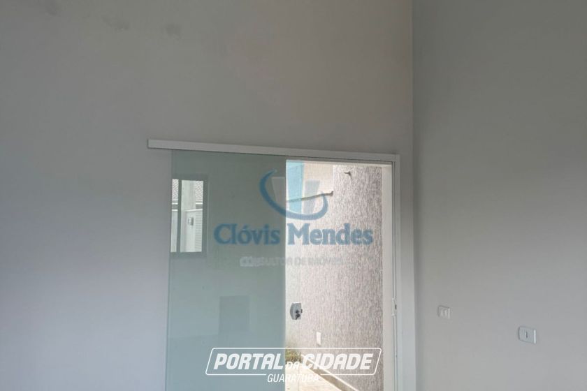 Casa &agrave; venda - 120m&sup2; - Eliana