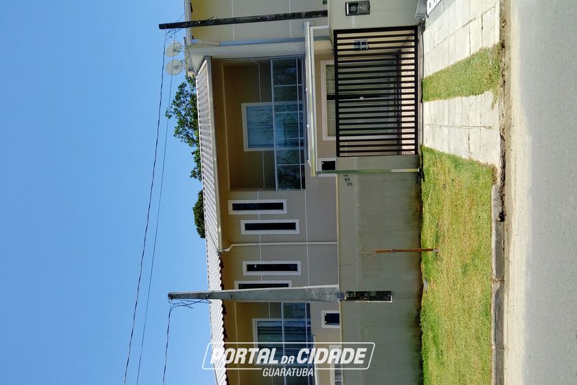 Sobrado &agrave; venda - 97m&sup2; - cohapar