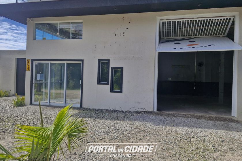 Sala Comercial para alugar - 300m&sup2; - cohapar