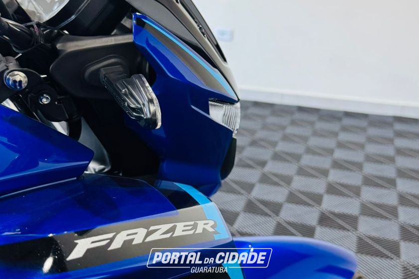 YAMAHA FZ25
